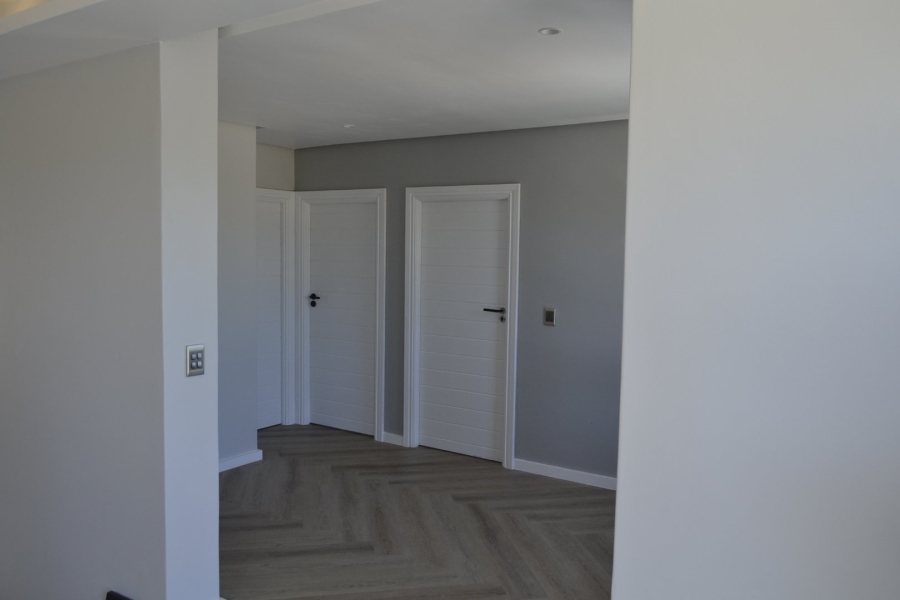 3 Bedroom Property for Sale in Croydon Gardens Estate Western Cape